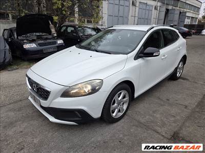 Volvo V40 Cross Country D2 kormánymű 