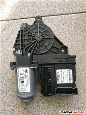 Volkswagen Golf V bal első ablakemelő motor 1K0959793K