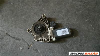 Mercedes B-osztály W245 W245 - B-class jobb első ablakemelő motor a1698204442