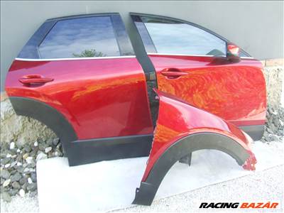 Mazda CX-30 jobb ajtó sárvédő 