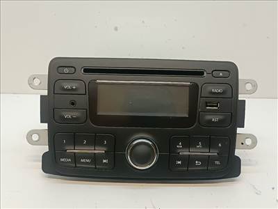 DACIA SANDERO Rádió / CD