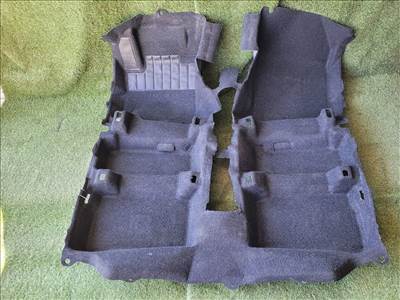 Suzuki Vitara Iv Padlószőnyeg 75110-54P60 7511054p60r3f