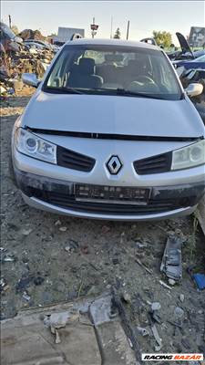 Renault Mégane II bontott alkatrészei