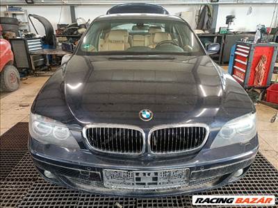 BMW 7 (E65) 730 i - Bontódik!