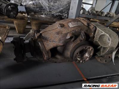 BMW 320d hátsó differenciálmű  8905120100150022