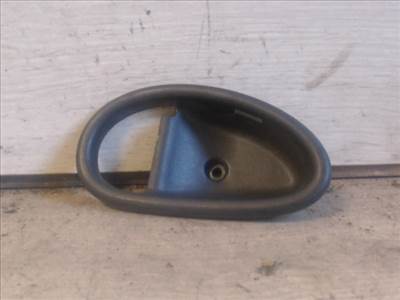 FIAT ALBEA 02.01.01-04.12.31 Jobb első kilincsburkolat takaró elem
