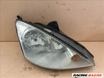 Ford Focus Mk1 Jobb első lámpa fényszóró 
