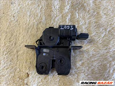 Dacia/ Renault csomagtérajtó zár 905039428r