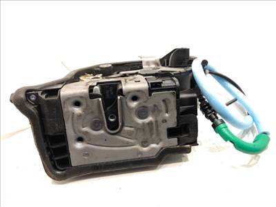 BMW X1 (F48) 2014 - 2022 Bal első ajtózár 7281931