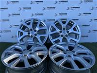 5x114.3 18" Nissan gyári alufelni 7Jx18h2 ET40