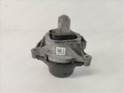 BMW 3 (F30, F80) 330 d N57 Jobb motortartó bak (6799104, 22116799104)