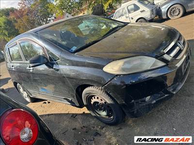 Honda FR-V 1.7d -D17A- bontott alkatrészei