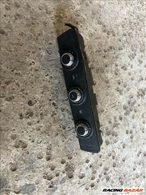 Audi A3 (8V) Klíma panel 8V0 820 047 D