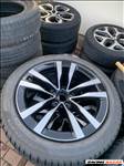   5x112 lyukosztású 19" újszerű (gyári felni) alufelni, rajta 255/45 újszerű Pirelli téli gumi gumi 