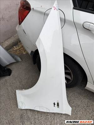 Bmw e87 bal első sárvédő sérült