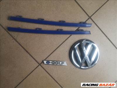Volkswagen E-Golf embléma, díszléc