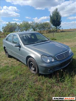 Mercedes C 220 bontott alkatrészei