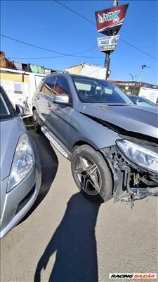 Mercedes GLE 250 (W166) bontott alkatrészei