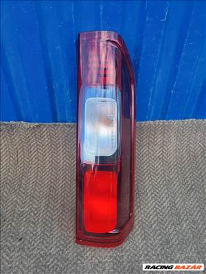 Renault Trafic 2014- gyári 265504656R jobb hátsó lámpa sérülésmentes