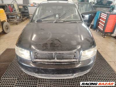 AUDI A4 (8E2, B6) 1.9 TDI - Bontódik!
