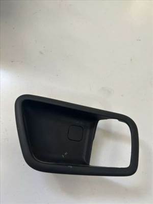 Hyundai Sonata jobb belső kilincs betét 826213K500-BON