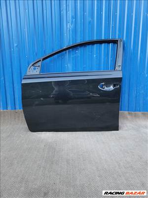 Toyota Auris (E180) 2013-19 bal első ajtó fekete