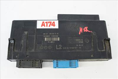 BMW 1er E81-E82-E87-E88, 3er E90-E91-E92-E93, X1 E84 komfort vezérlőegység modul (más néven Junction Box, JBBFE vagy karosszéria-elektronika) 