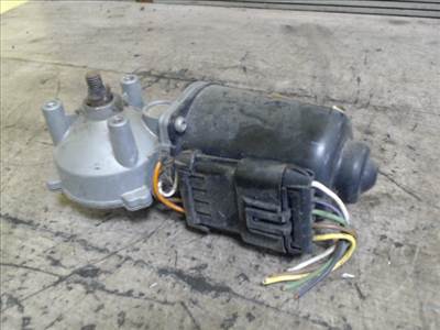 OPEL CORSA B 93-00 Ablaktörlő motor első