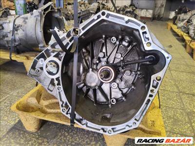Nissan Qashqai (J11) 1.5 dCi váltó 6 sebességes kézi 320101889r