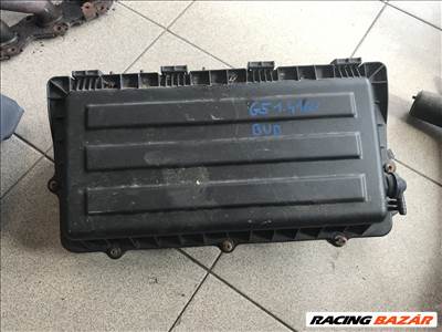 Volkswagen Golf V 1.4 16V BUD légszűrőház 036129611CD