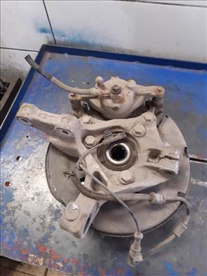 Opel Astra J Bal Első Csonkállvány Kerékaggyal + Féknyereg + ABS Jeladó