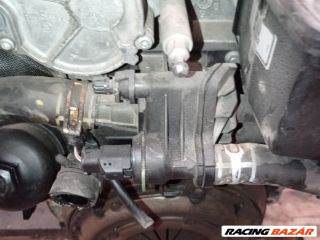 Peugeot 308 I 1.6 HDi Termosztátház *174159*