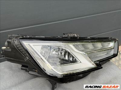 Audi A4 jobb első fényszóró B9/8W  8w0941006