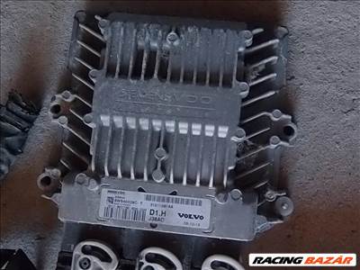 Volvo motorvezérlő 31211081