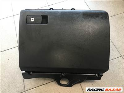 Volkswagen Passat B6 kesztyűtartó 3C1857114E