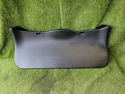 Suzuki Vitara Iv Csomagtérajtó Kárpit 8377154P0 8377153p0