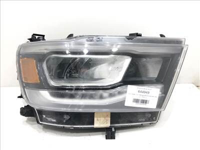 DODGE RAM 1500 pick-up (DJ, DS) 2008 - 2022 JOBB ELSŐ FÉNYSZÓRÓ P68533272AB