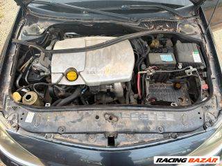 Renault Laguna II 2.0 dCi Turbó *174435* m9r740