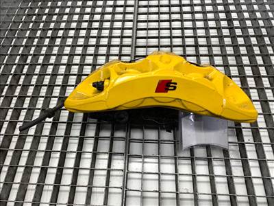AUDI Q8 (4MN) 2018 - 2022 BAL ELSŐ FÉKNYEREG 4M0615105FM