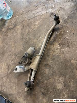Dacia Duster Ablaktörlő ablakemelő szerkezet motorral  8200619612 3397020879