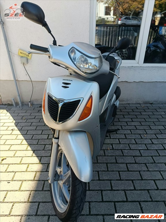 Honda SH150 LC (2003) 11. kép