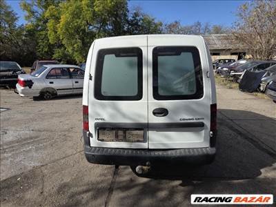 Opel Combo C Tour 1.3 CDTI CSOMAGTÉR ajtó 
