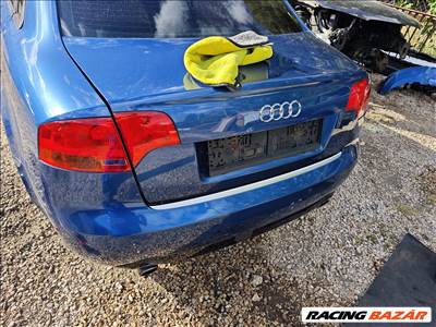 Audi A4 (B6/B7) Sedan hátsó lámpa szett 