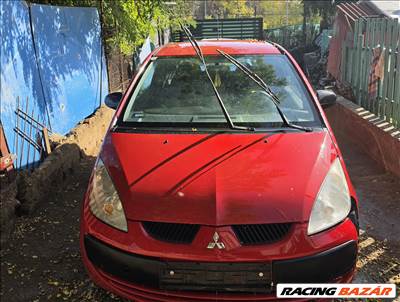 Mitsubishi Colt V Motorháztető géptető gépháztetö 