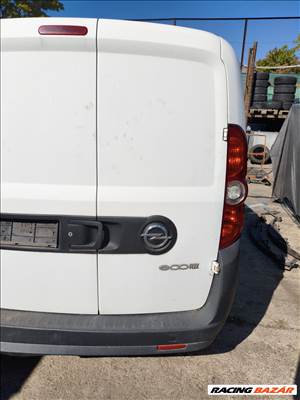 Opel combo D jobb hátsó ajtó  51811378