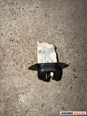 Nissan Note I Csomagtér ajtó zárszerkezet