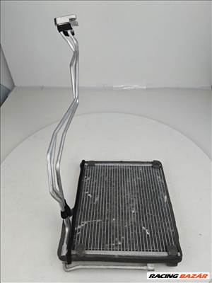 Tesla Model 3 klímahűtő  amd145797