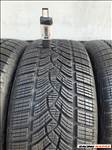  225/4518" újszerű Goodyear téli gumi gumi