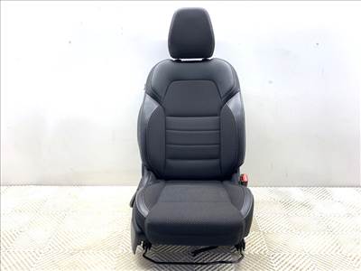 RENAULT ARKANA I (LCM_) 2019 - 2022 Jobb első ülés