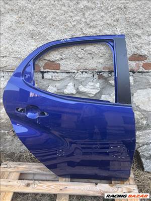 Toyota Yaris (XP210) Jobb hátsó ajtó 